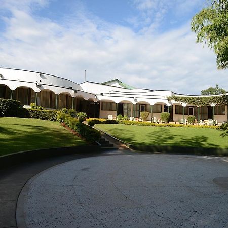 Green Hills Hotel Nyeri Bagian luar foto
