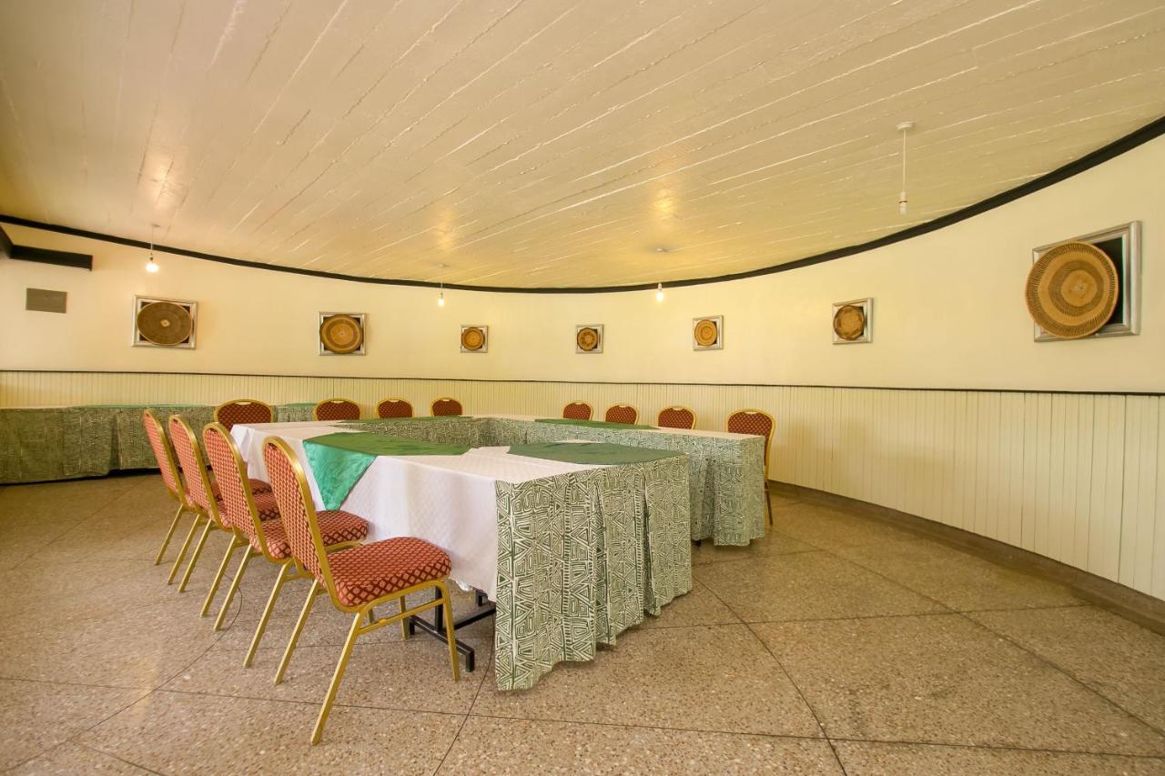 Green Hills Hotel Nyeri Bagian luar foto
