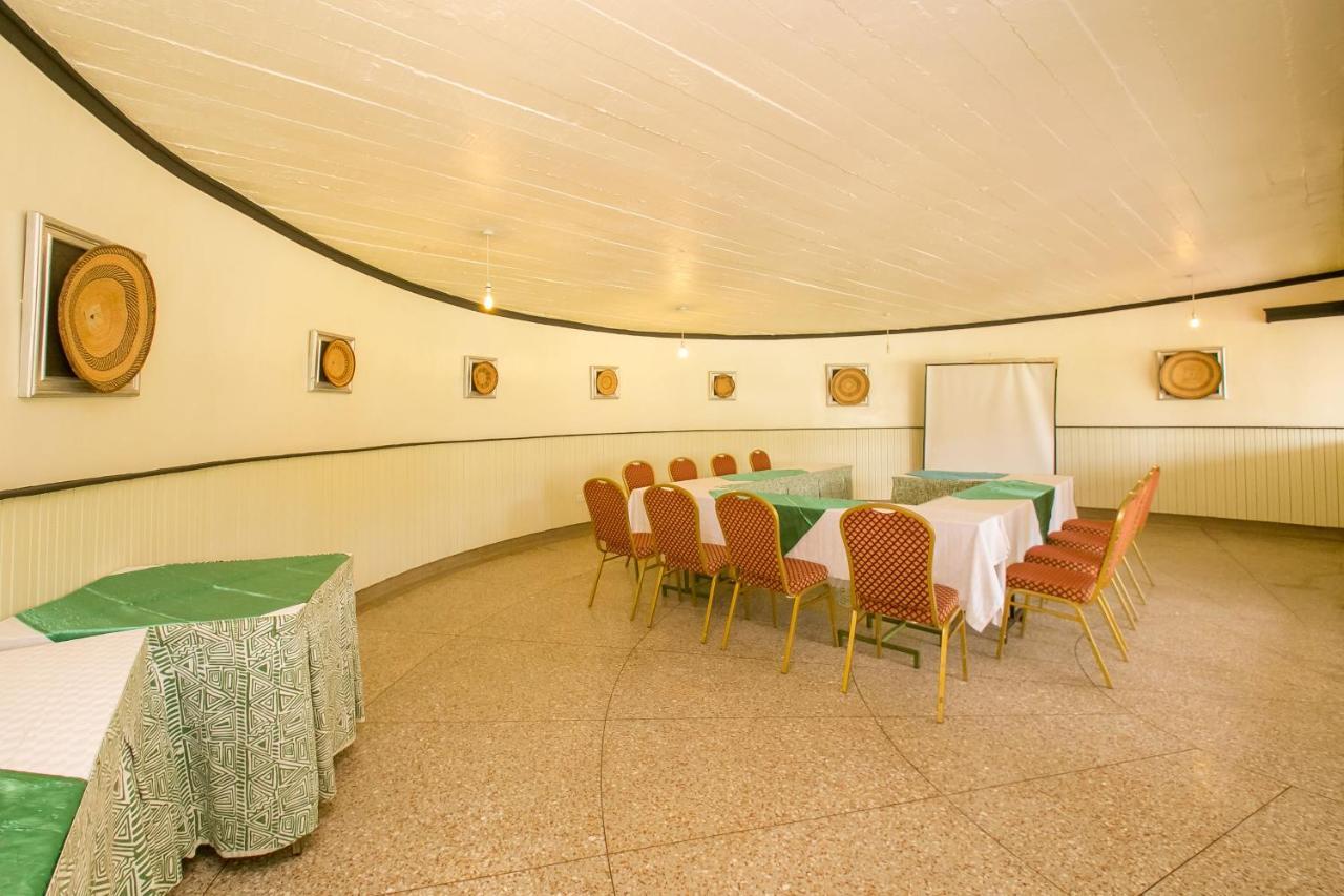 Green Hills Hotel Nyeri Bagian luar foto