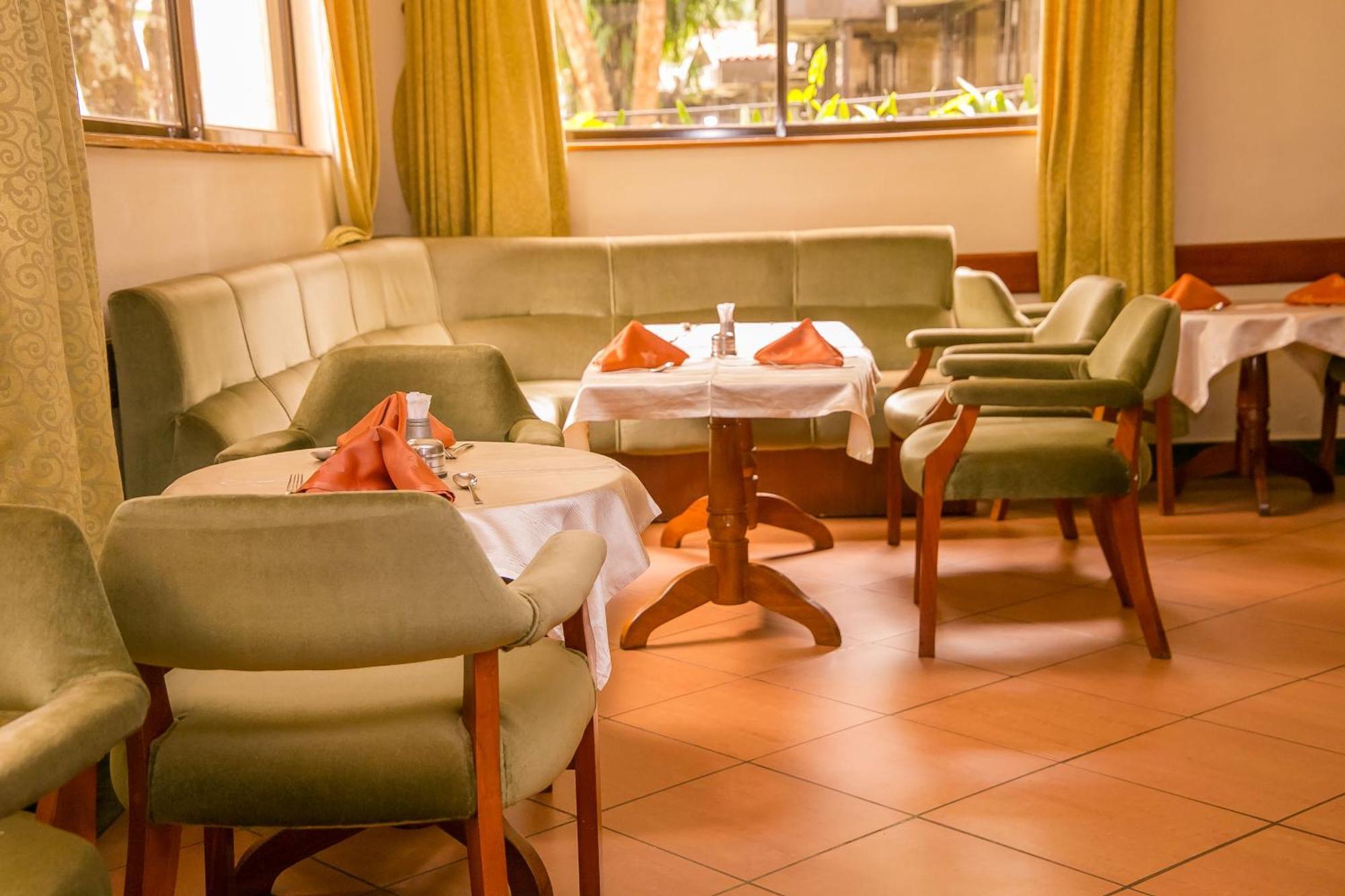 Green Hills Hotel Nyeri Bagian luar foto