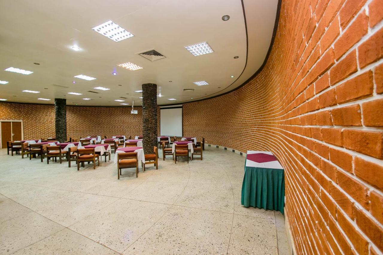 Green Hills Hotel Nyeri Bagian luar foto