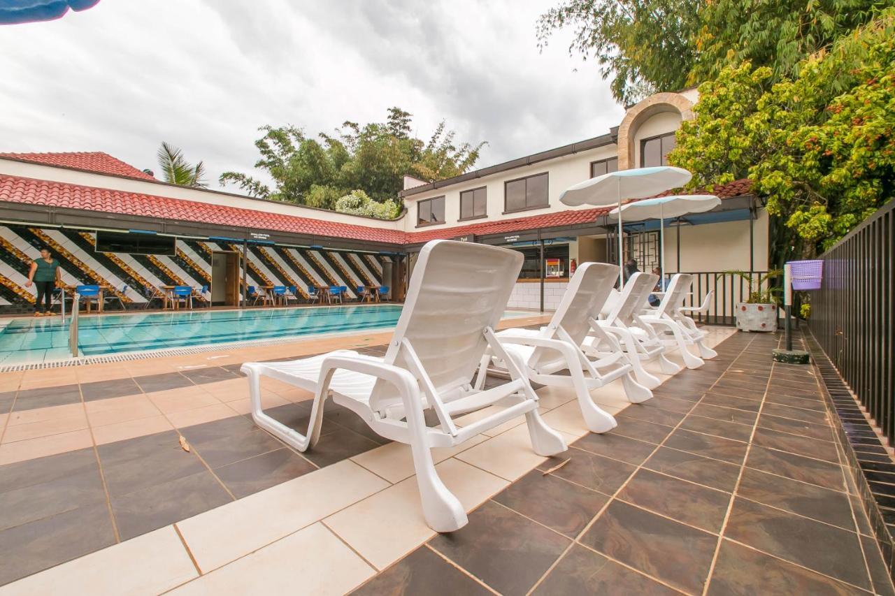 Green Hills Hotel Nyeri Bagian luar foto