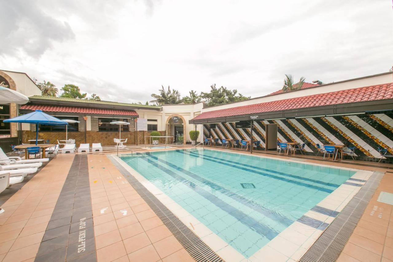 Green Hills Hotel Nyeri Bagian luar foto